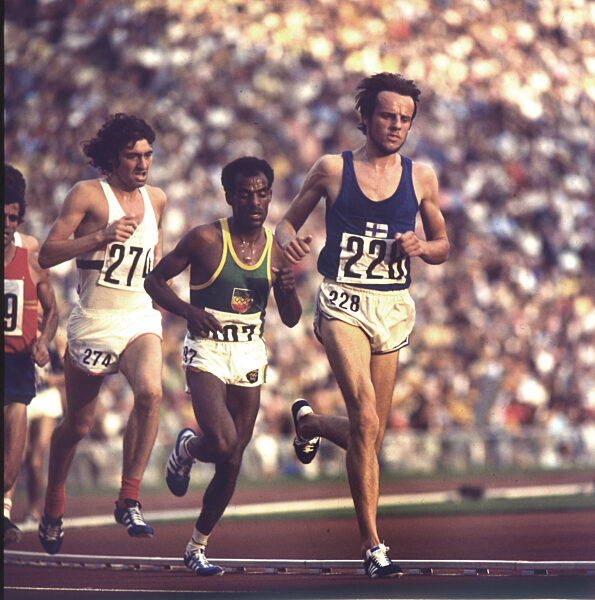 Olympic Games Munich 1972: 10 000m: In the lead: Lasse Viren (FIN) ahead of Miruts Yifter (Ethiopia) and Dave Bedford (GBR) 03.09.1972.
