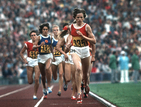 Olympic Games; Munich 1972 1,500m women's race / In front Olympic champion Lyudmila Bragina (USSR) ,who at the same time sets a new world record.