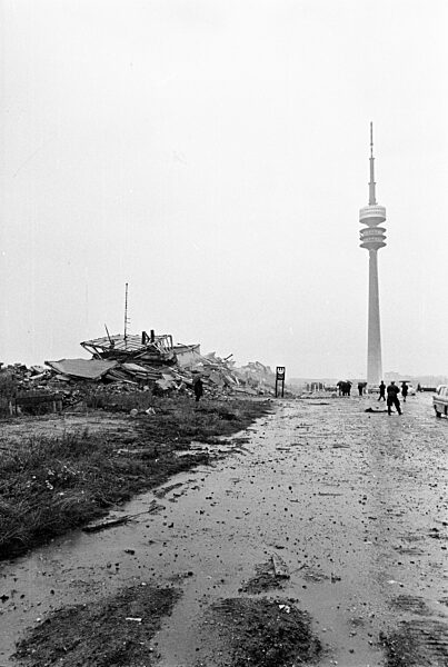 Demolition of Oberwiesenfeld Airport in Munich, 1968