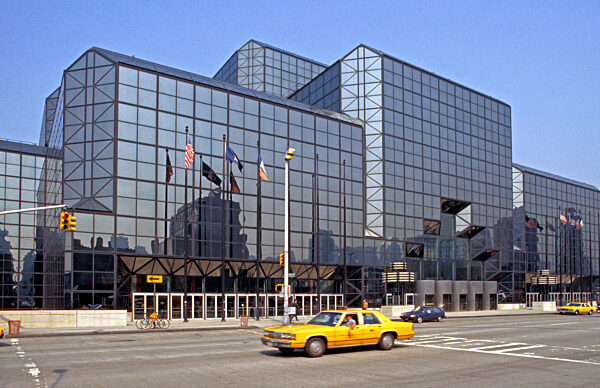 Jacob K. Javits Convention Center, 1992