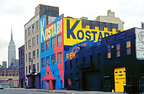 Taxiwerkstatt mit Wandmalereien, 1992