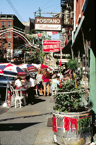 Straßenszenen in Little Italy in New York, 1992