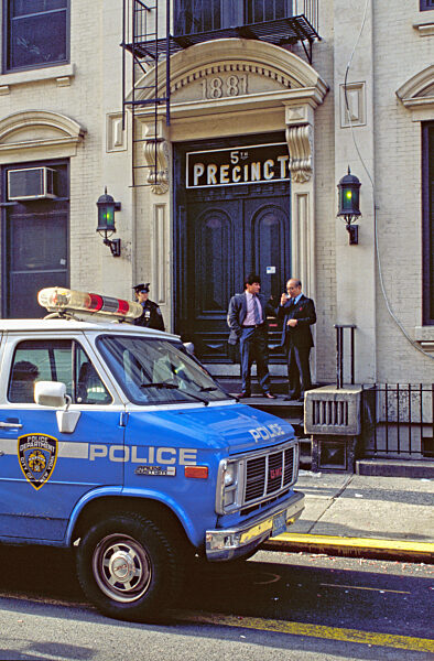 Polizeistation in New York, 1992