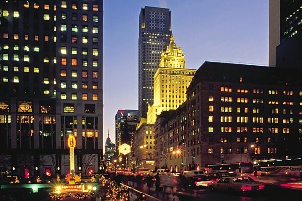 5th Avenue in Manhattan, 1992