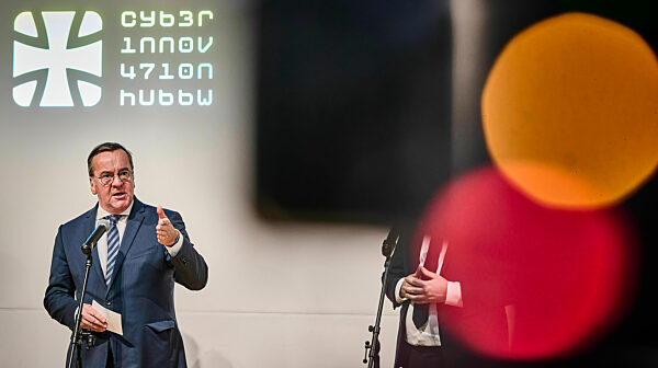 Pistorius at the Cyber Innovation Hub