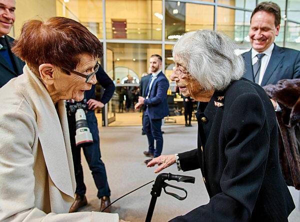 Memorial service in the German Bundestag:Rita Süssmuth Margot Friedländer
