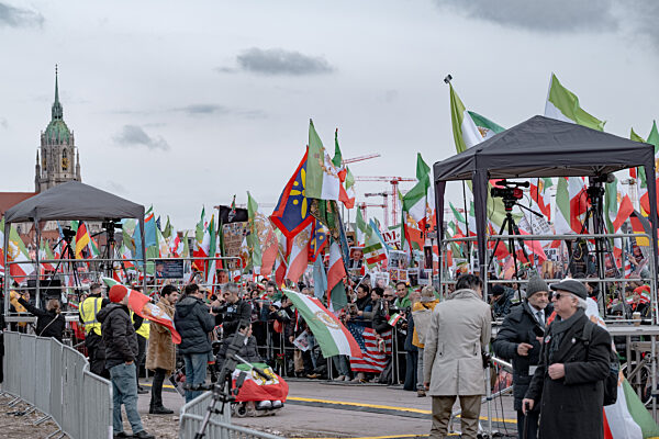 Iran Demo auf der Theresienwiese