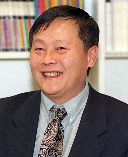 Chinesischer Dissident Wei stellt sein Buch vor