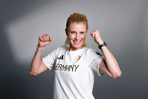 Von Bredow Werndl Jessica 7 Athletin Reiten Paris2024