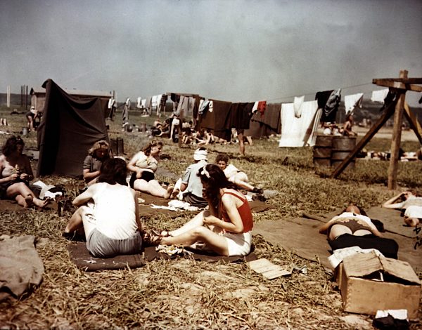 II. Weltkrieg - weibliche deutsche Kriegsgefangene