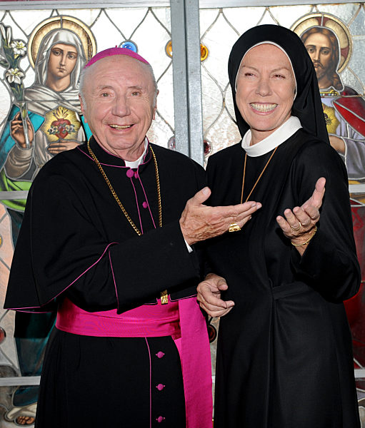 Dreharbeiten "Um Himmels Willen" mit Gaby Dohm