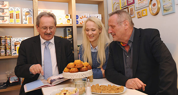 Annik Wecker eröffnet Cafe