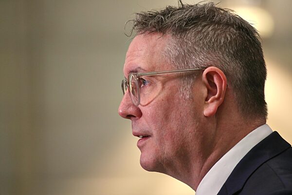 Alexander Schweitzer