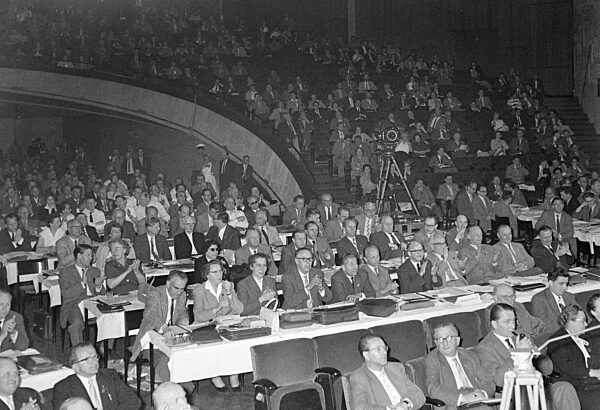 SPD-Parteitag in Stuttgart 1958