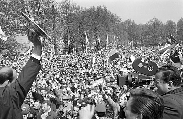 German Soccer League 1963-64 - 1. FC Cologne - champion celebration