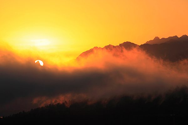 Alps, view, mountain, mountain panorama, mountains, mountain panorama, trees, mountains, Glarus Alps, autumn, sky, massif, Mürtschenstock, fog, fog patches, mist, panorama, silhouette, Switzerland, Europe, sunrise, wood, forest, Zurich, Lake Zurich, alpin