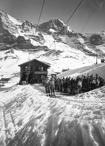 Switzerland, Europe, canton Bern, Bernese Oberland, Jungfrau region, foliage horn ski lift, hanger elevator, Kleine Scheidegg, ski lift, tourism, ski, winter sports, historical, black and white, 1930