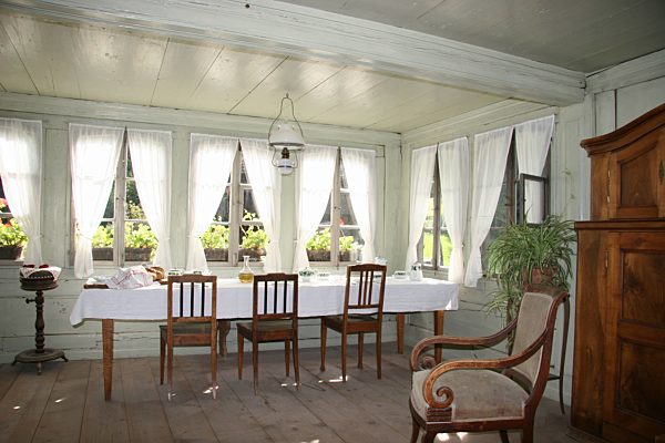 Switzerland, Brienz, Bernese Oberland, open-air museum, history, museum, historical, Ballenberg, dining room, table, chairs
