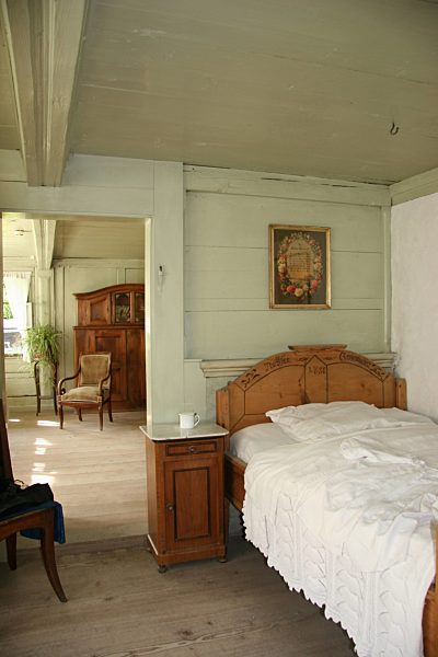Switzerland, Brienz, Bernese Oberland, open-air museum, history, museum, historical, Ballenberg, house, home, inside, bedroom, bed, antique