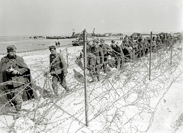 WW II, historical, war, world war, second world war, operation Overlord, Overlord, invasion, column, German, prisoners, beach, seashore, barbed wire, June, 1944, tank, M5A1, ships, prisoner of war, POW, Utah Beach, Normandy, France, Europe, allies, Allied