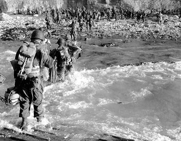 WW II, historical, war, world war, second world war, operation Overlord, Overlord, invasion, soldier, Omaha Beach, June, 1944, soldiers, military, invasion troops, Normandy, France, Europe, allies, Allied Forces, D-Day,