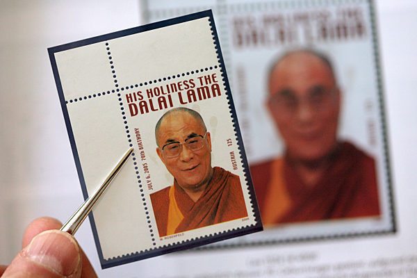 Seltene Dalai-Lama-Briefmarke wird versteigert