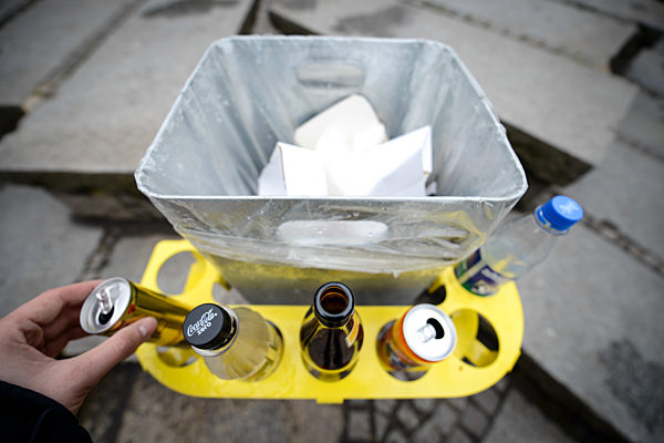 Pfandringe an Mülleimern