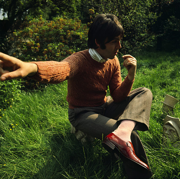 PAUL MCCARTNEY (Geboren am 18. Juni 1942 in Liverpool), englischer Musiker...