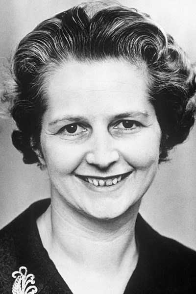 MARGARET THATCHER  (Geboren am 13. Oktober 1925 in Grantham, Lincolnshire...