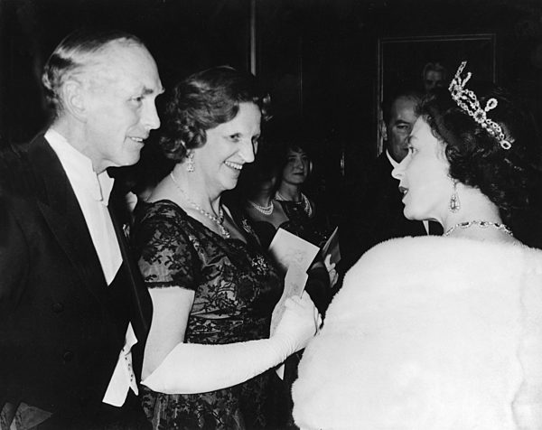 Queen and Douglas Home