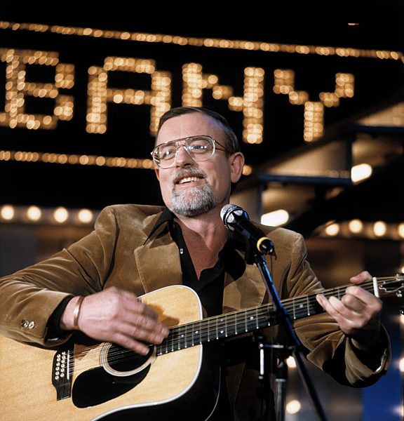 ROGER WHITTAKER