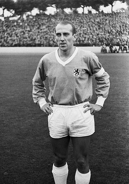 Fussballer beim Spiel Meidericher SV gegen 1860 Muenchen, Bundesliga, Saison 1965/1966