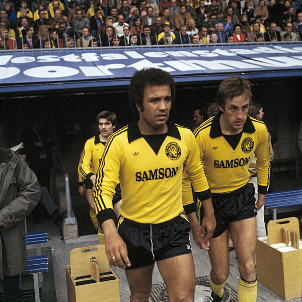 Einlauf, Rueckkehr zur 2. Halbzeit, v.l.n.r. Mirko Votava (BVB), Erwin Kostedde (BVB), Burkhard Segler (BVB), Fussball, Bundesliga, 1977/1978, Borussia Dortmund gegen Fortuna Duesseldorf 1:2
