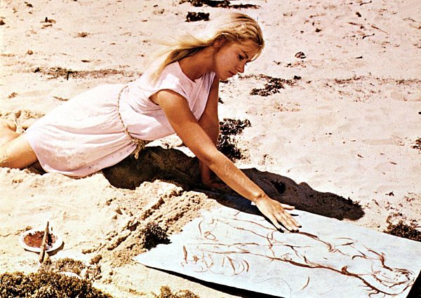 Das Maedchen Vom Korallenriff