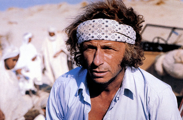 ZWEI KAMELE AUF EINEM PFERD C'est pas moi, c'est lui