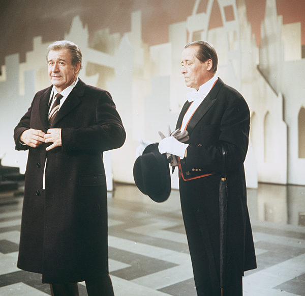 DAS GLÜCK KOMMT, DAS GLÜCK GEHT, UND EINER WIRD GEWINNEN