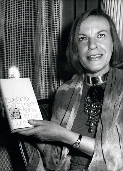 Autor / Buchrezensent / Kolumnist / Herausgeber / Dichter / Verleger / Schriftsteller