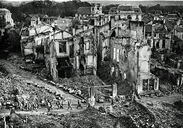 Verdun in ruins; world war one 1916