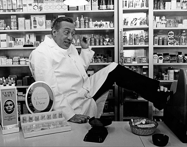 Industrielandschaft mit Einzelhändlern