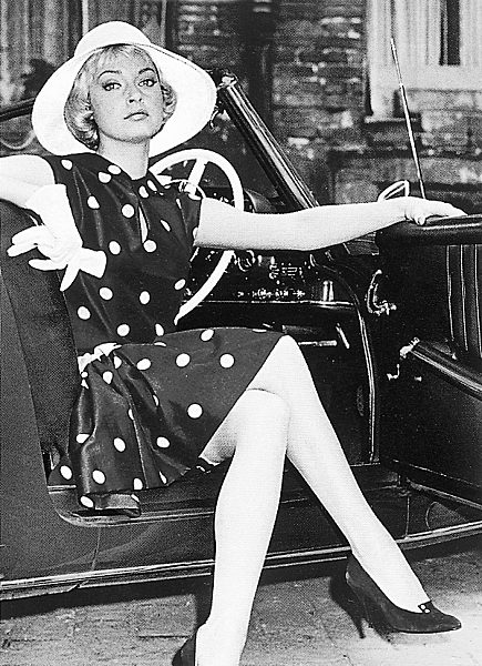 Mädchen Rosemarie, Das / Nadja Tiller