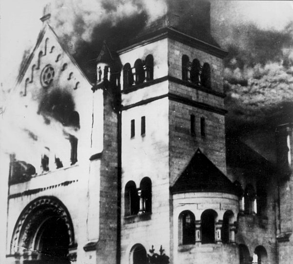 Krystallnacht : 1938 20 000 Jews imprisoned  Synagogues and shops destroyed...