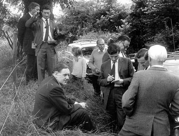 Cops conference in countryside