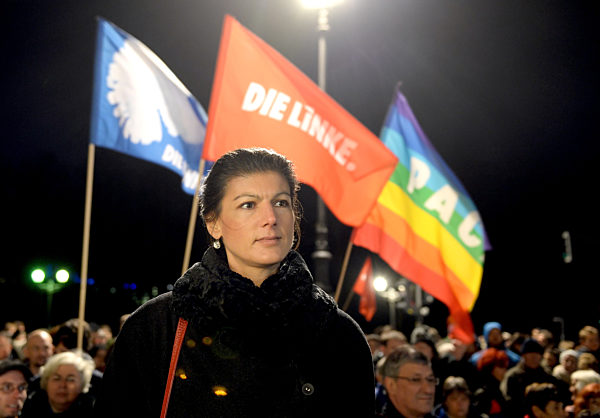 Kundgebung gegen den Bundeswehreinsatz in Syrien