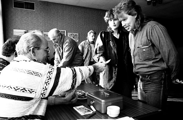 Wende - Grenzöffnung - Begrüßungsgeld für DDR-Bürger