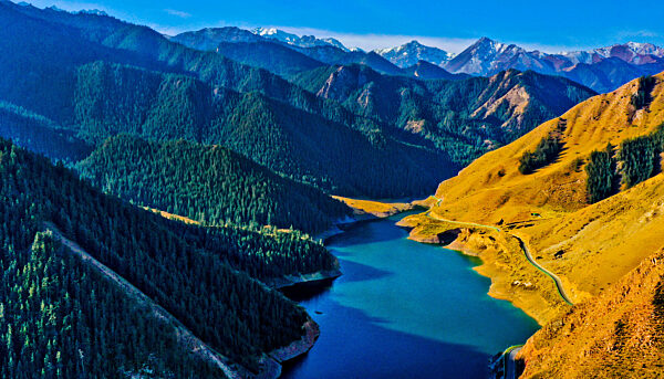 Qilian Mountains Natural Landscape