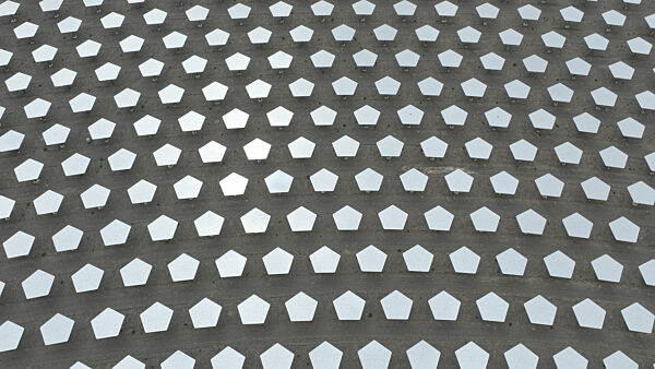 Llargest Molten Salt Tower Solar Thermal Power Station in China