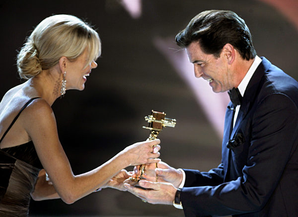 Verleihung 42. Goldene Kamera - Ruge Brosnan