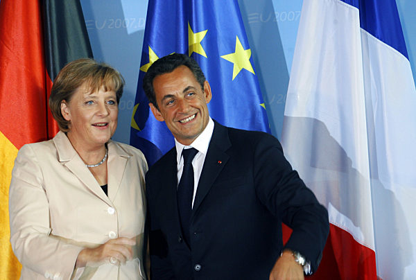 Bundeskanzlerin Angela Merkel (CDU) und der neue französische Staatpräsident...