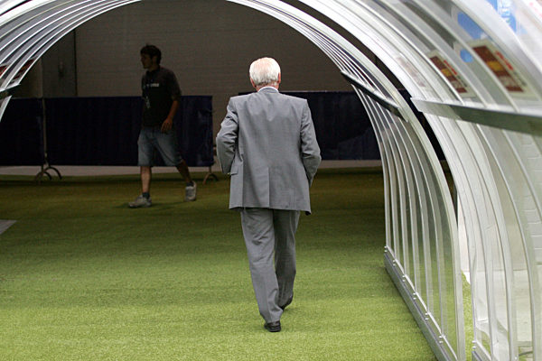 Bundesliga-Rückkehrer: Stuttgarts neuer italienischer Trainer Giovanni...