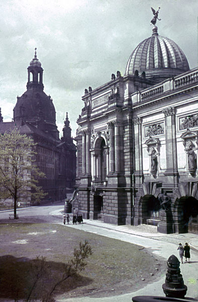 Thrid Reich - Church of Our Lady end of the 1930's